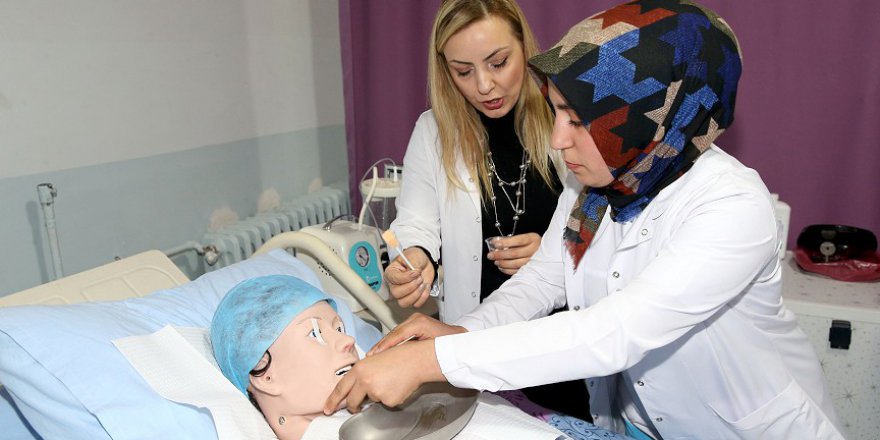 Hastane ortamını okula taşıdılar