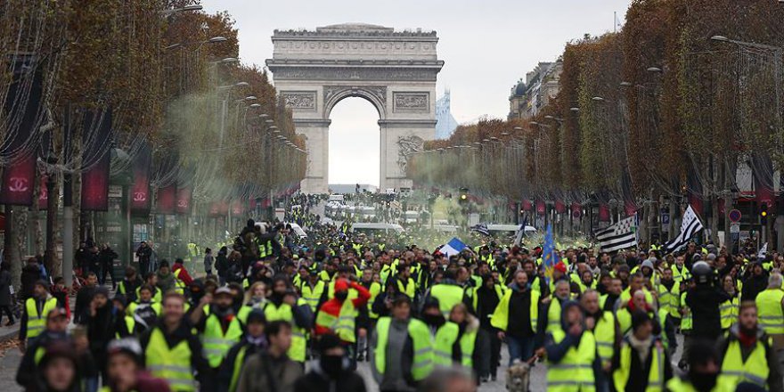 Fransa'nın en turistik caddesi kapanacak