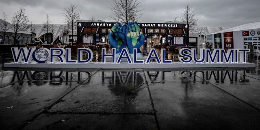 İstanbul'da Dünya Helal Zirvesi sürüyor