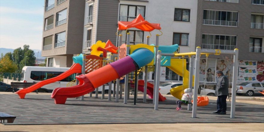 Tunceli'de çocuklar parklarla sevindi