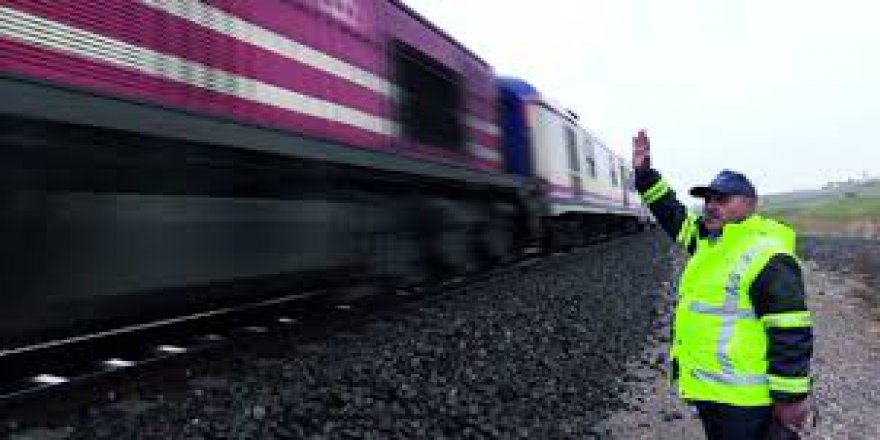 Tren raylarında bekçilik ile geçen 40 yıl