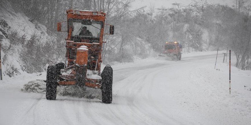 Doğu'ya kış mevsimi 'çetin' geldi