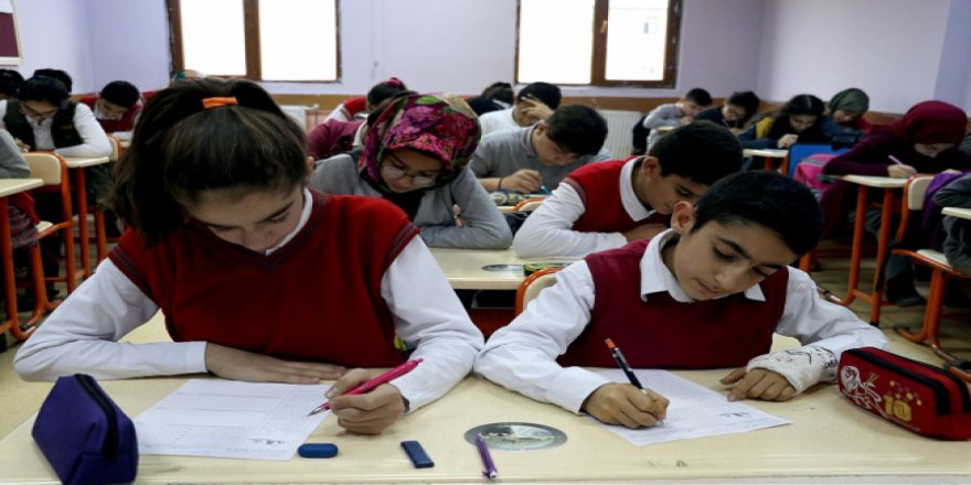 'Gözetimsiz Sınav' dönemi Ağrı'da başladı