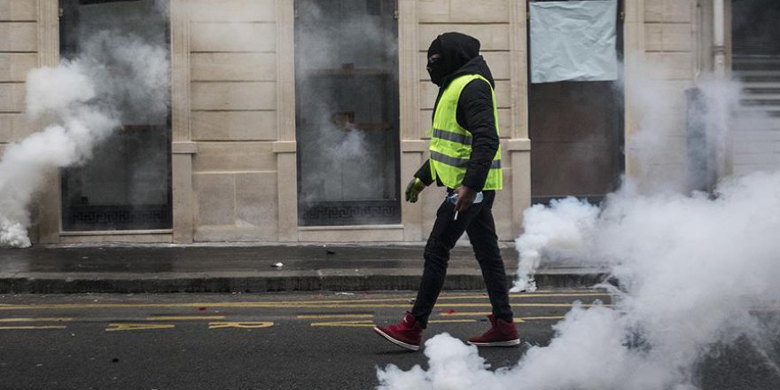 Mısır protestolara karşı önlemini aldı