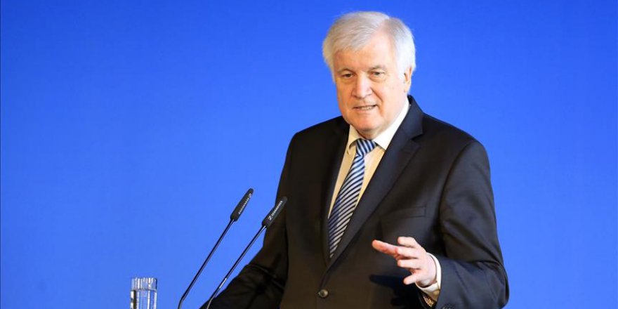 Alman Bakan'dan ayrımcı yaklaşım