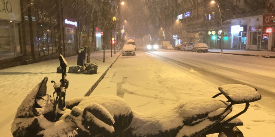 Doğu illerimiz beyaz rahmete büründü