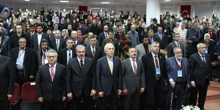 'Araplar bizi sattı-Türkler bizi sömürdü' sempozyumu