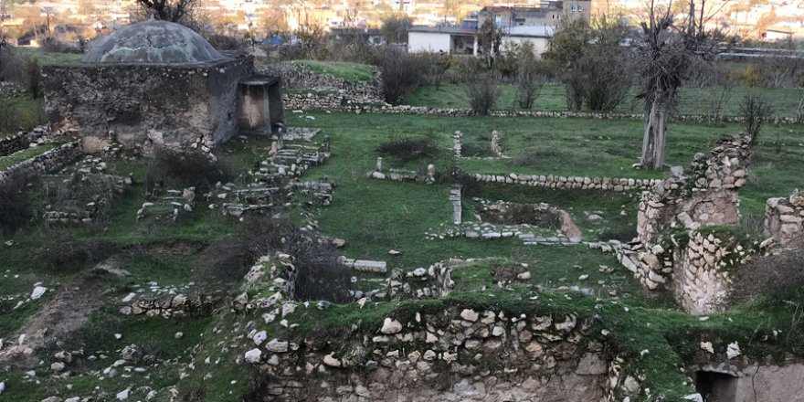 Ilısu Barajı altında kalacak türbe ve zaviyeler de taşınıyor
