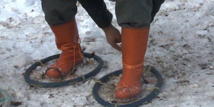 Muşlu köylüler karla mücadelesinde 'hedik' kullanıyor