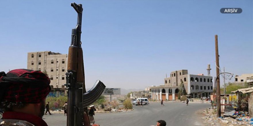 Husilerin Hudeyde'de ateşkesi ihlal ettiği iddia edildi