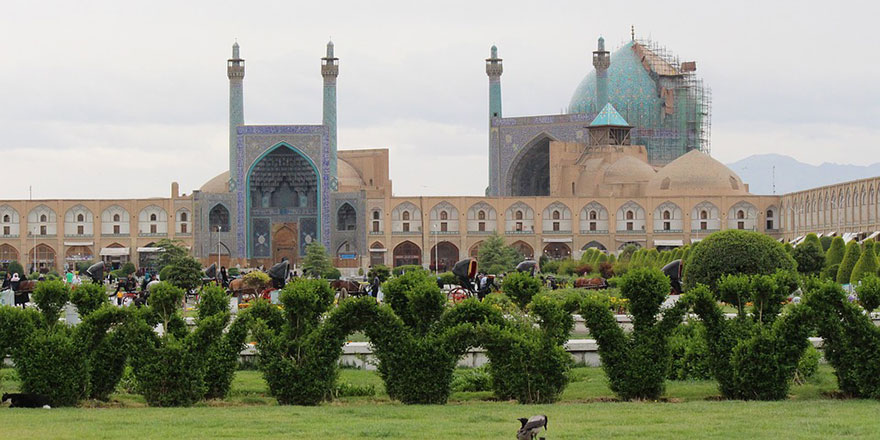 İran'da Sünnilerden cuma namazı talebi