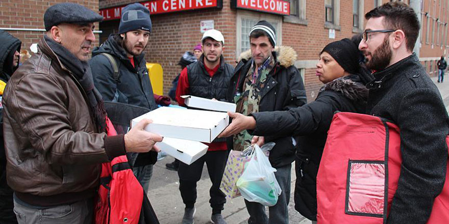 Kanada'da Tuncelili pizzacıdan evsizlere yardım