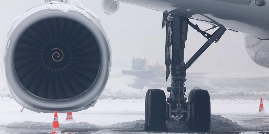 Yoğun kar yağışı hava seferlerinde iptale neden olabilir