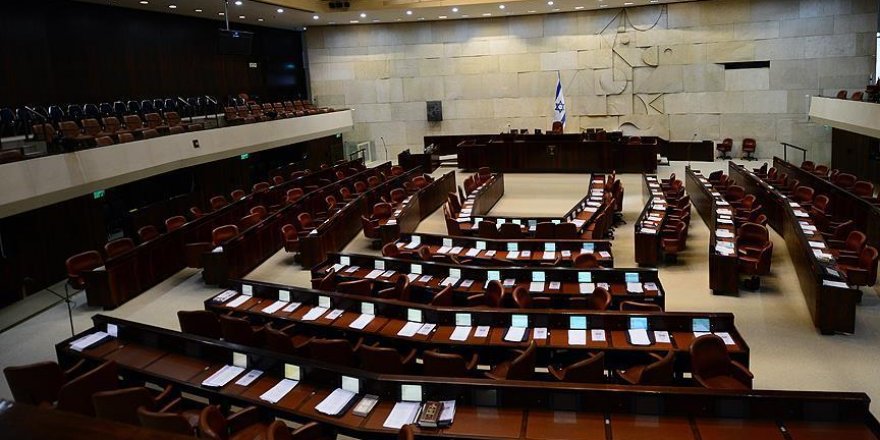 İsrail parlamentosu erken seçim için kendini feshetti