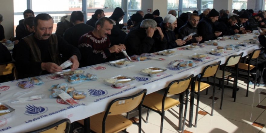 İstanbul Büyükşehir Belediyesi evsizlere sahip çıktı