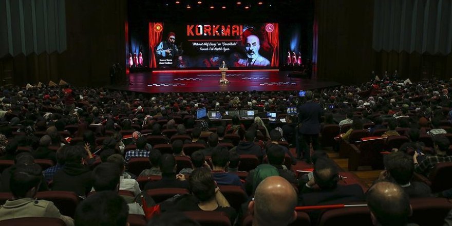 Mehmet Akif Ersoy 'Korkma' ile anıldı