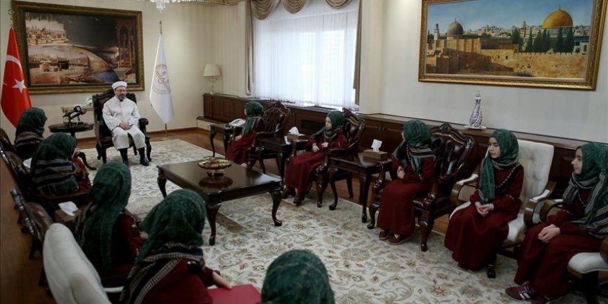 Konyalı robot yarışmacıları Diyanet İşleri Başkanı ile buluştu