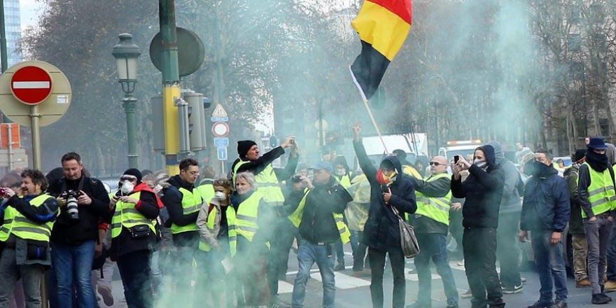 Sarı Yelekliler Belçika'yı da karıştırdı