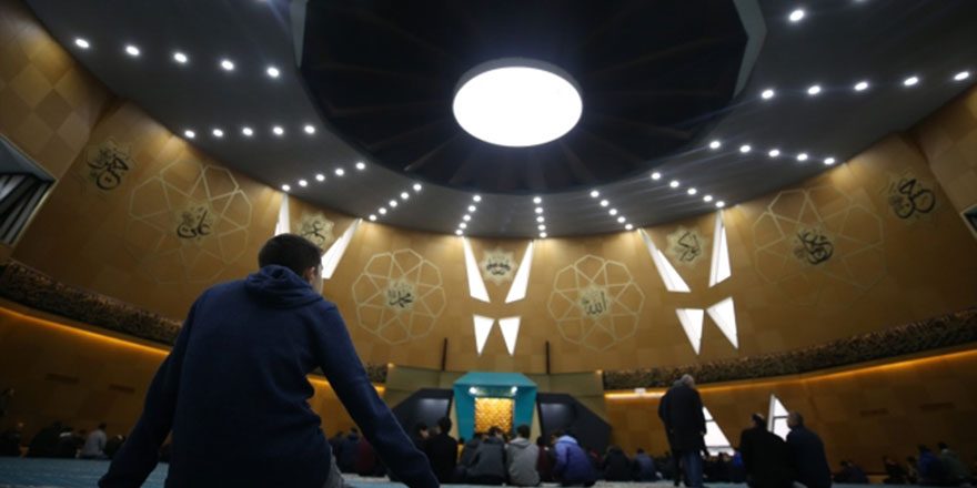 Mimarisi, şifreleri ve simgeleri ile BTSO Camii