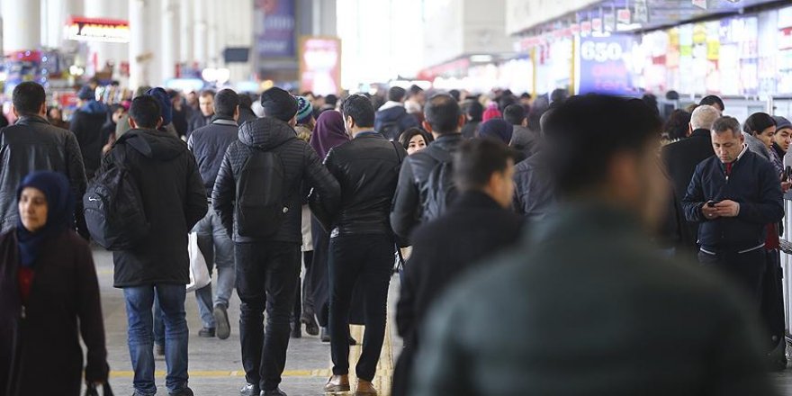 1 Ocak tatili için AŞTİ'de yoğunluk