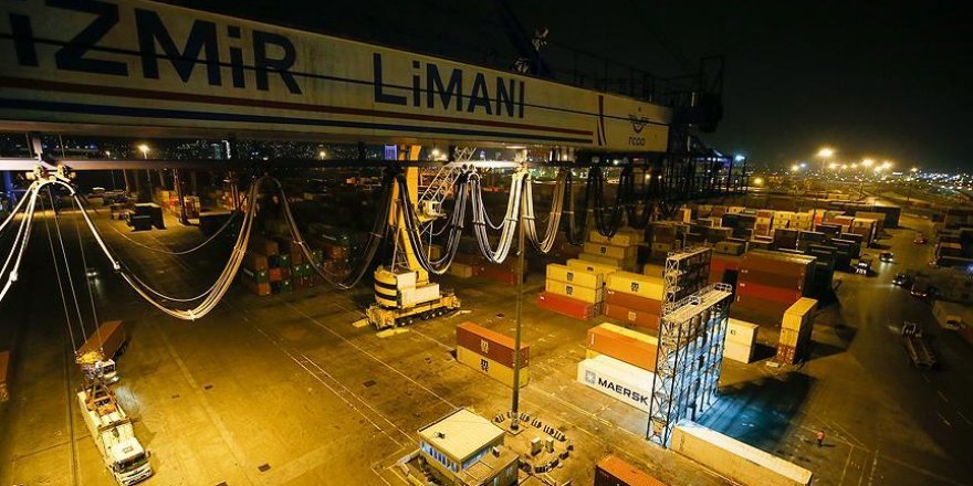 İzmir Limanı'ndan yılın son ihracatı Orta Doğu'ya