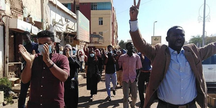 Sudan'da gösteri ve grev yasağı getirildi