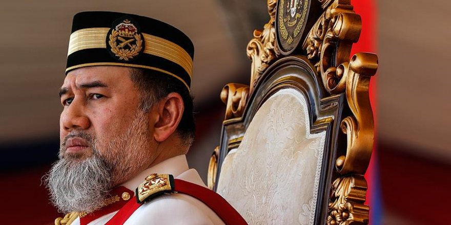 Malezya Kralı Sultan V. Muhammed tahtını bıraktı