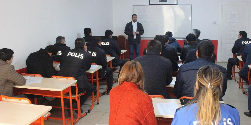 Kilis'te polisler Arapça öğreniyor