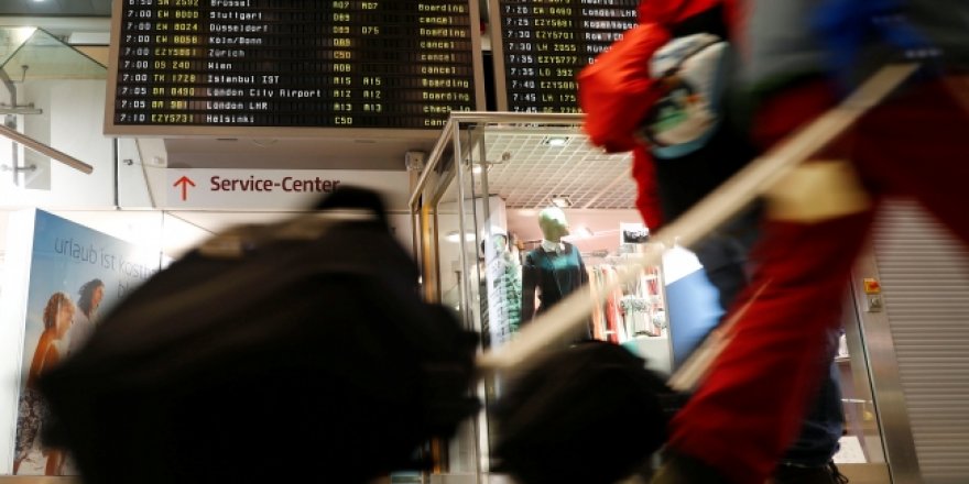Berlin'deki havalimanlarında uyarı grevi