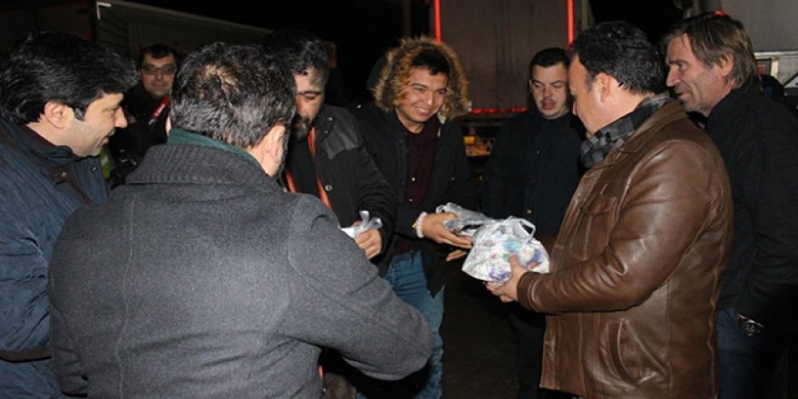 Tokat'ta karda mahsur kalanlara kaymakamlık yetişti