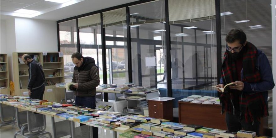 Sakarya'da ihtiyacı olan öğrencilere burs sağlayan proje