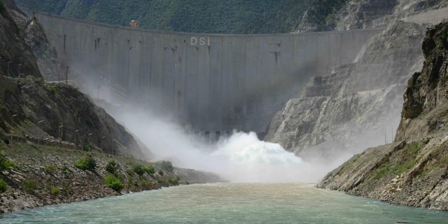 Yağışlar barajları doldurdu