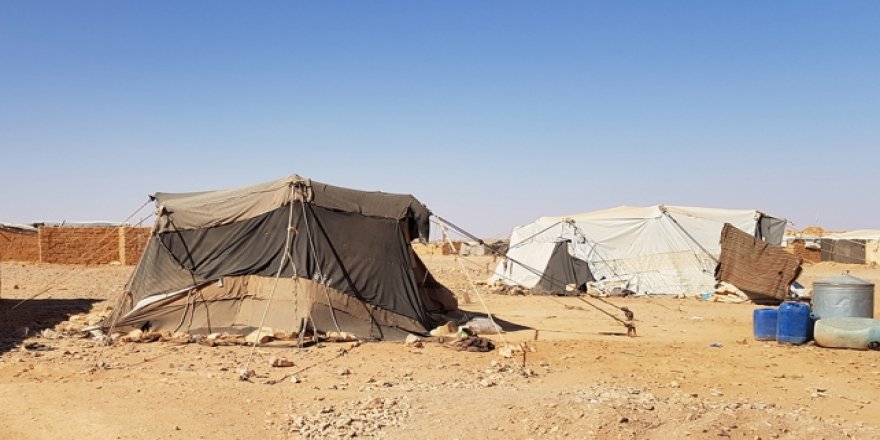 Suriyeliler, kaderine terk edilen Rukban Kampı'nda yaşam mücadelesi veriyor