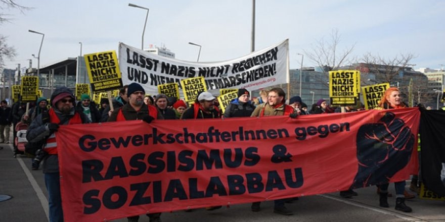 Avusturya’da aşırı sağcı parti karşıtı gösteri