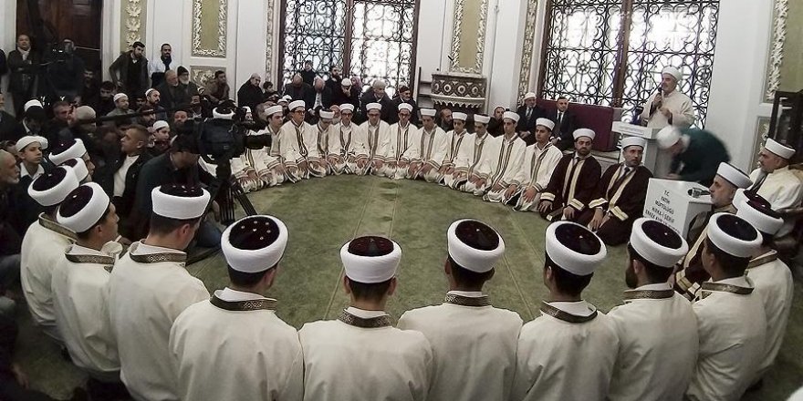 25 erkek öğrenci hafızlık icazetini aldı