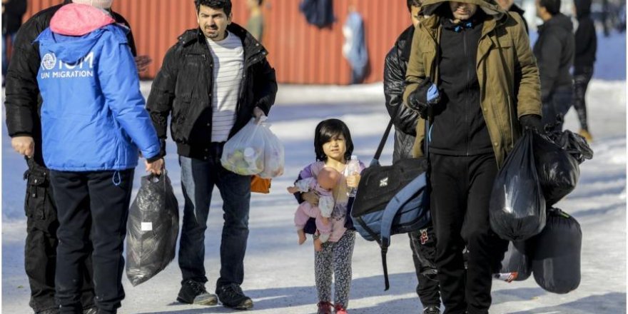Sığınmacılar 'umuda yolculuk' için baharı bekliyor