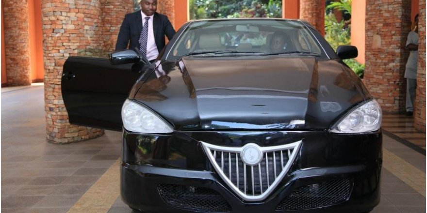 Uganda yerli hibrit aracını test etti