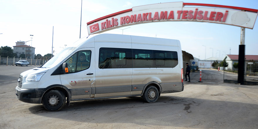 Suriyeliler ülkelerine dönmeye devam ediyor