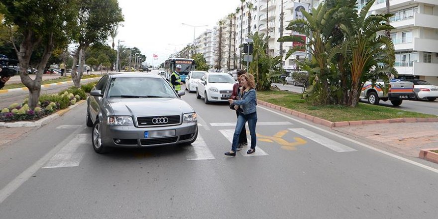 Soylu: Yaya öncelikli trafik bilinci oluşturulacak