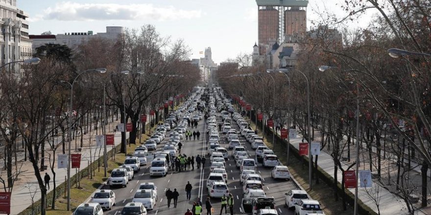 Madrid'de taksicilerden işgal eylemi