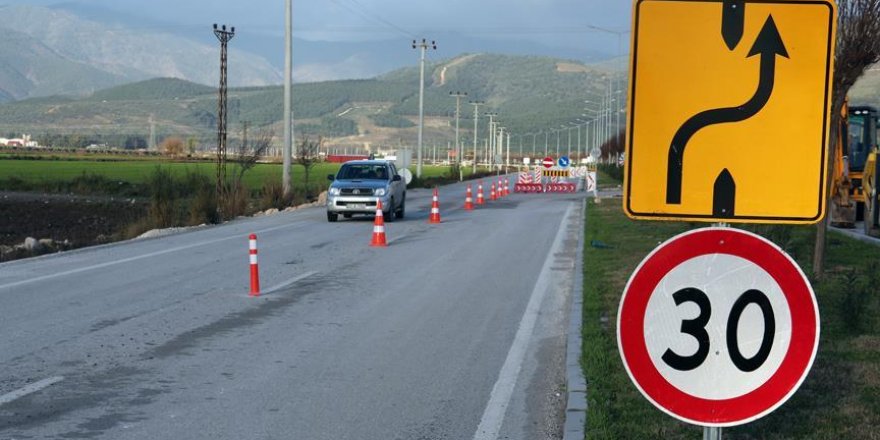 Hatay Havalimanı yolu trafiğe açıldı