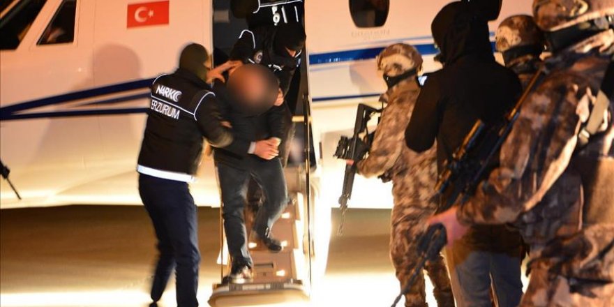 Uyuşturucu şebekesi terör örgütünün yöntemiyle haberleşmiş