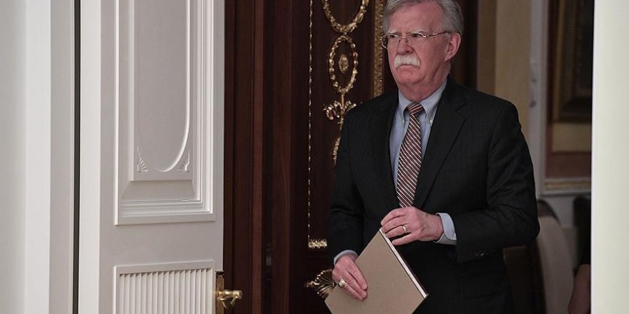 Bolton'dan 'Maduro ile iş yapmayın' açıklaması