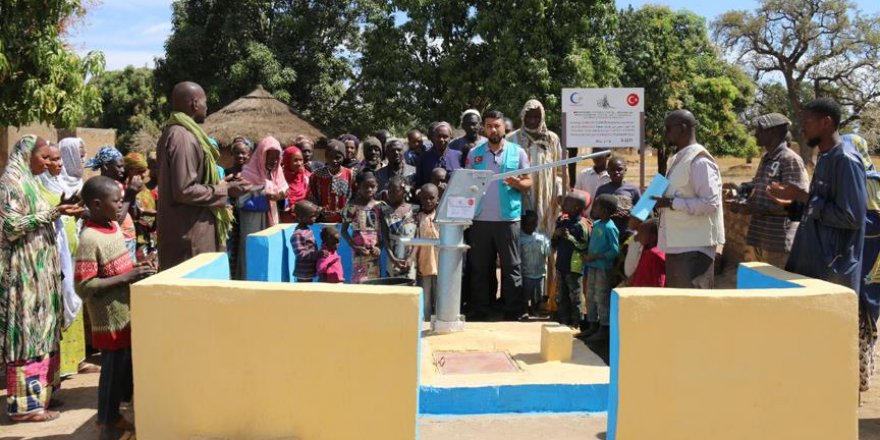 Cansuyu Derneği Mali'de 13 su kuyusu açtı