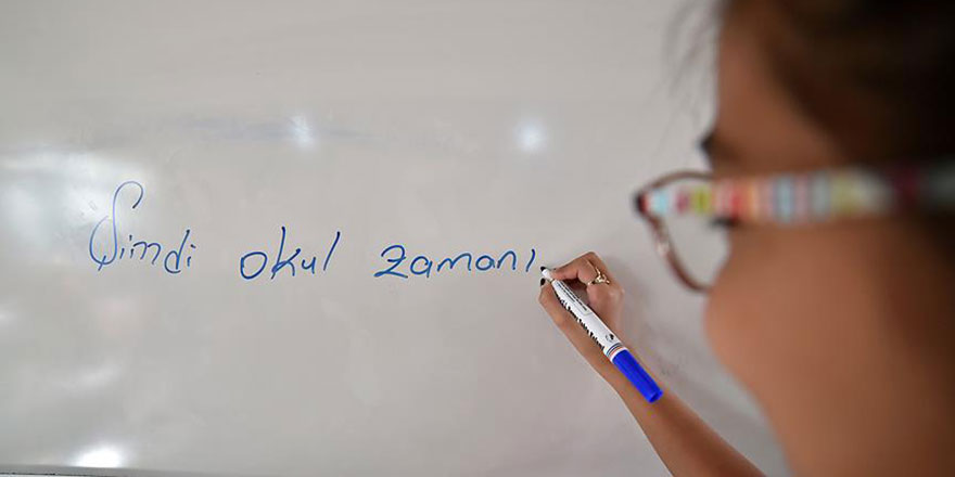 Sömestr bitti, okullar yarın ders başı yapıyor