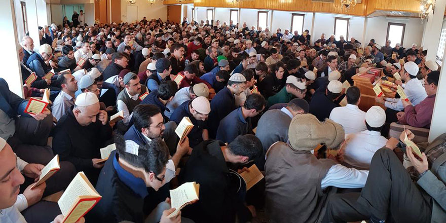 Nur talebelerinin sebat ve metaneti masonların planlarını akim bırakıyor