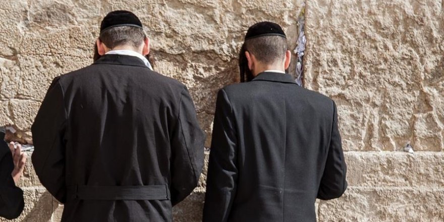 Evlenebilmek için Yahudiliklerini ispat etmeleri gerekiyor