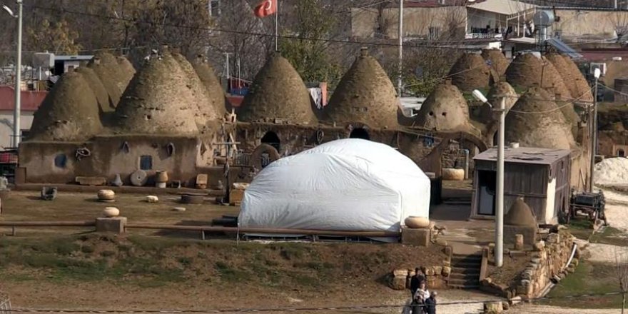 Harran'ın konik kubbeli evlerine bakım