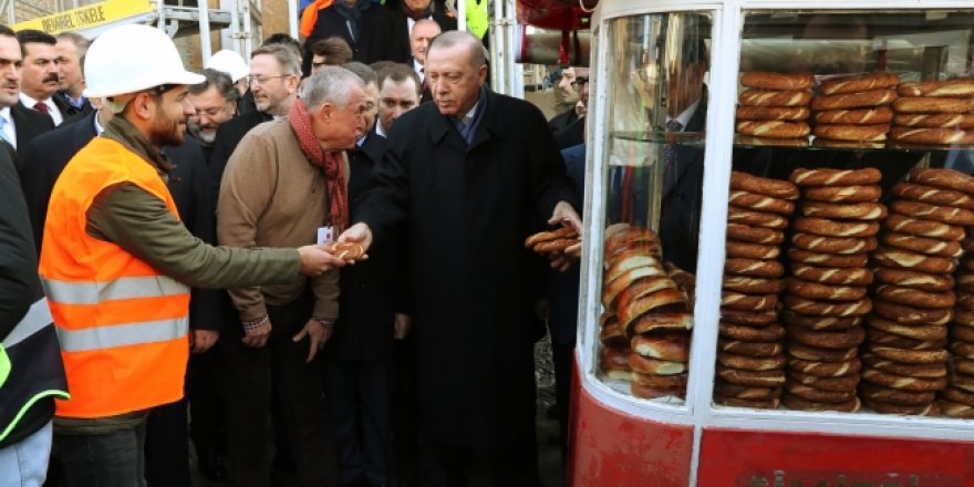 Cumhurbaşkanı Erdoğan Taksim Camii inşaatını gezdi