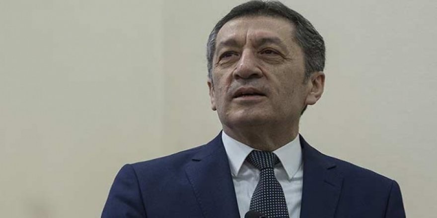 Bakan Selçuk'tan kitap, dergi ve gazete KDV açıklaması